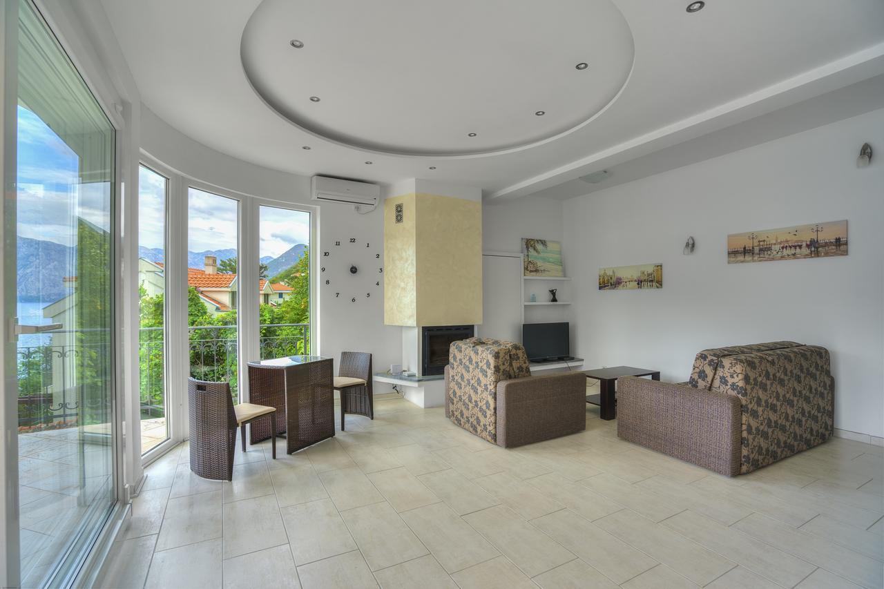 Villa Kosta Donji Morinj Ngoại thất bức ảnh