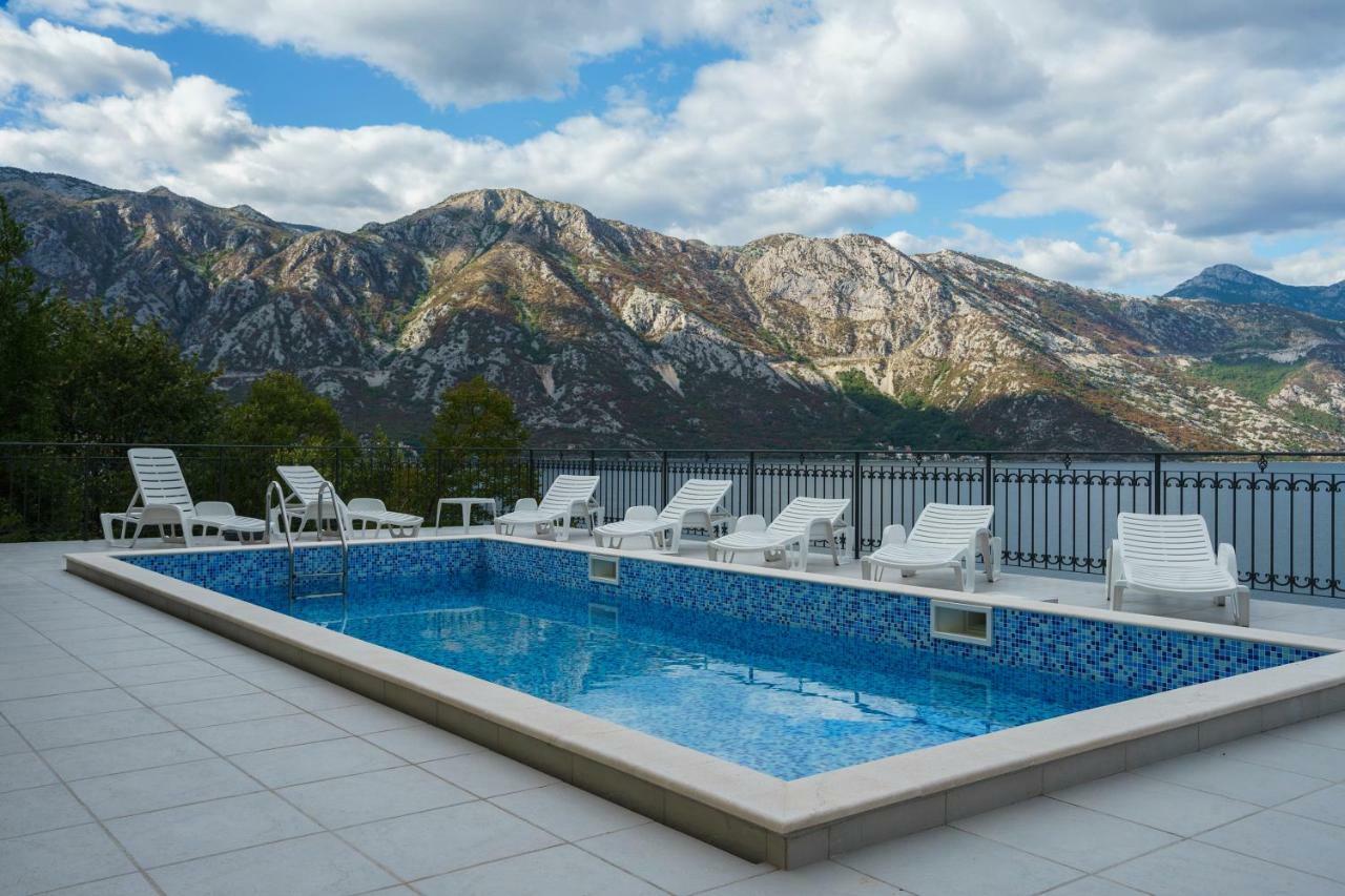 Villa Kosta Donji Morinj Ngoại thất bức ảnh